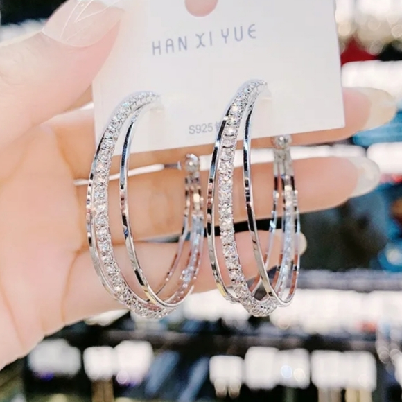 Take 50% off! Hoop earrings - Picture 3 of 5